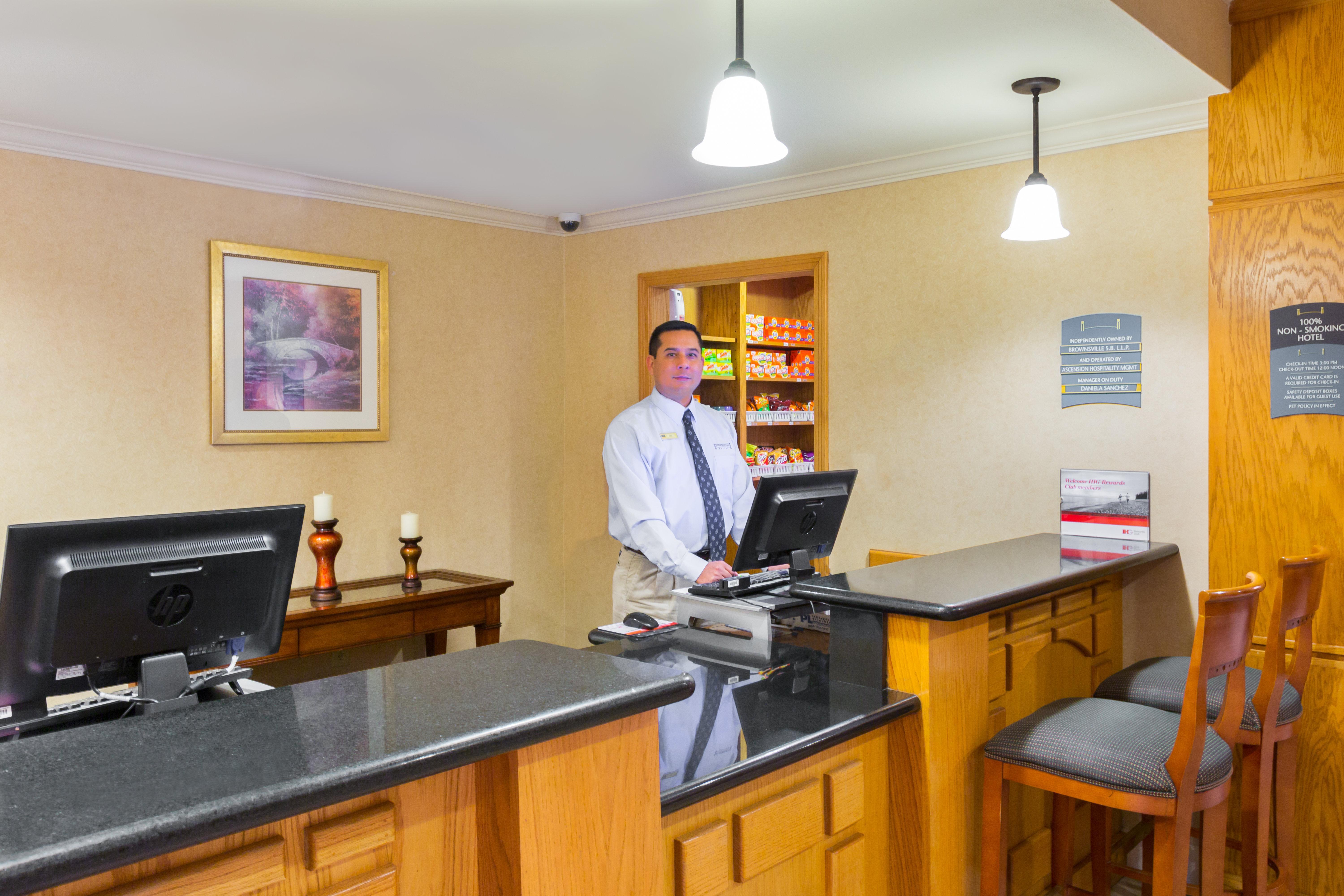 Staybridge Suites - Brownsville By Ihg Exteriör bild