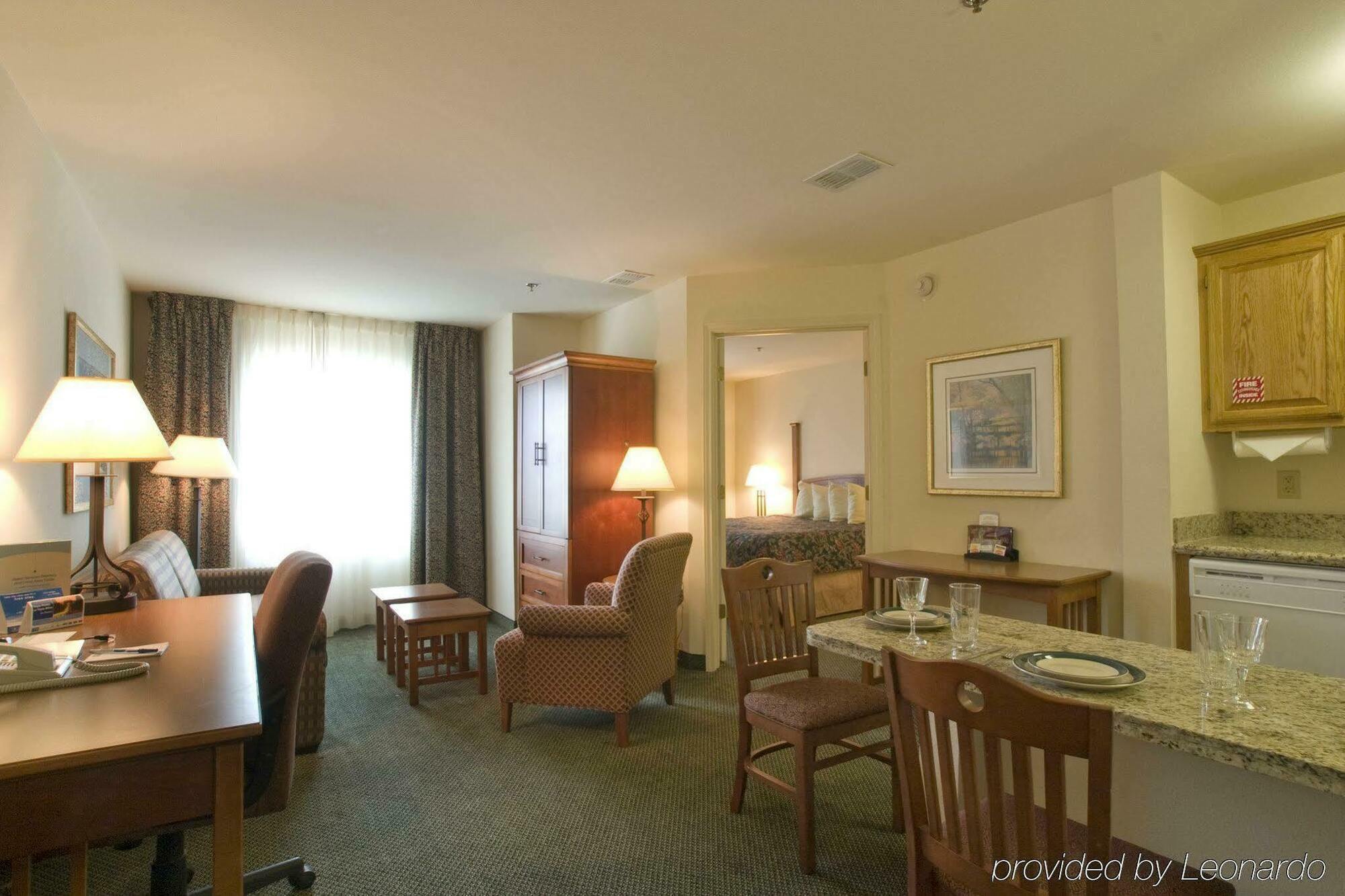 Staybridge Suites - Brownsville By Ihg Rum bild